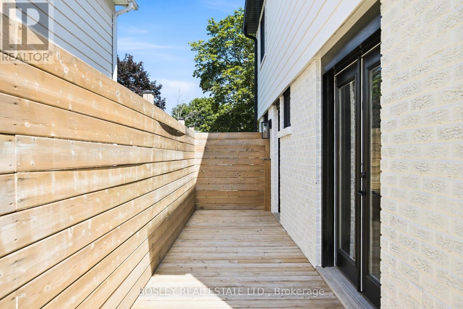 440 SANDFORD STREET - Image 34