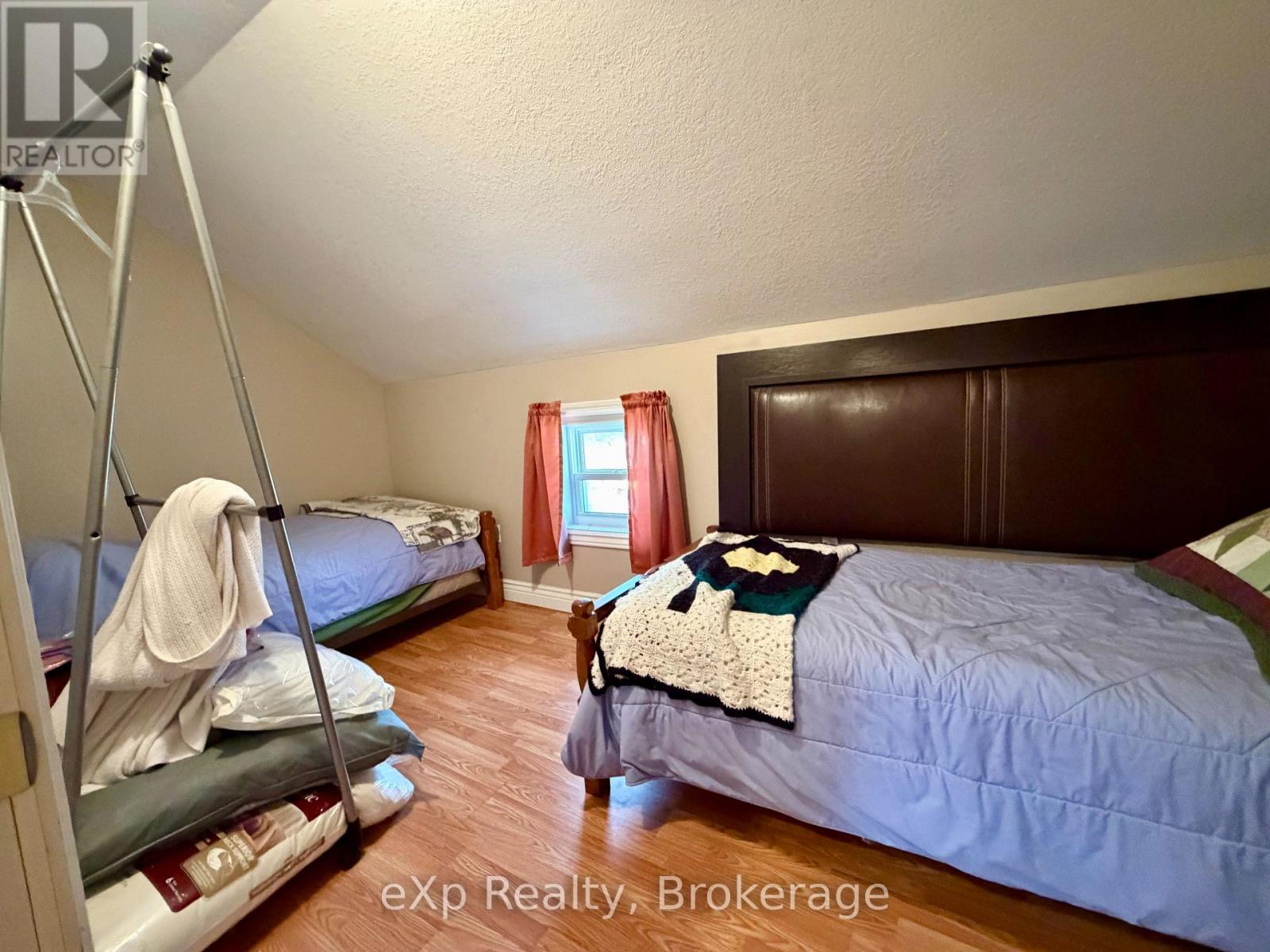 118 ELORA STREET - Image 10