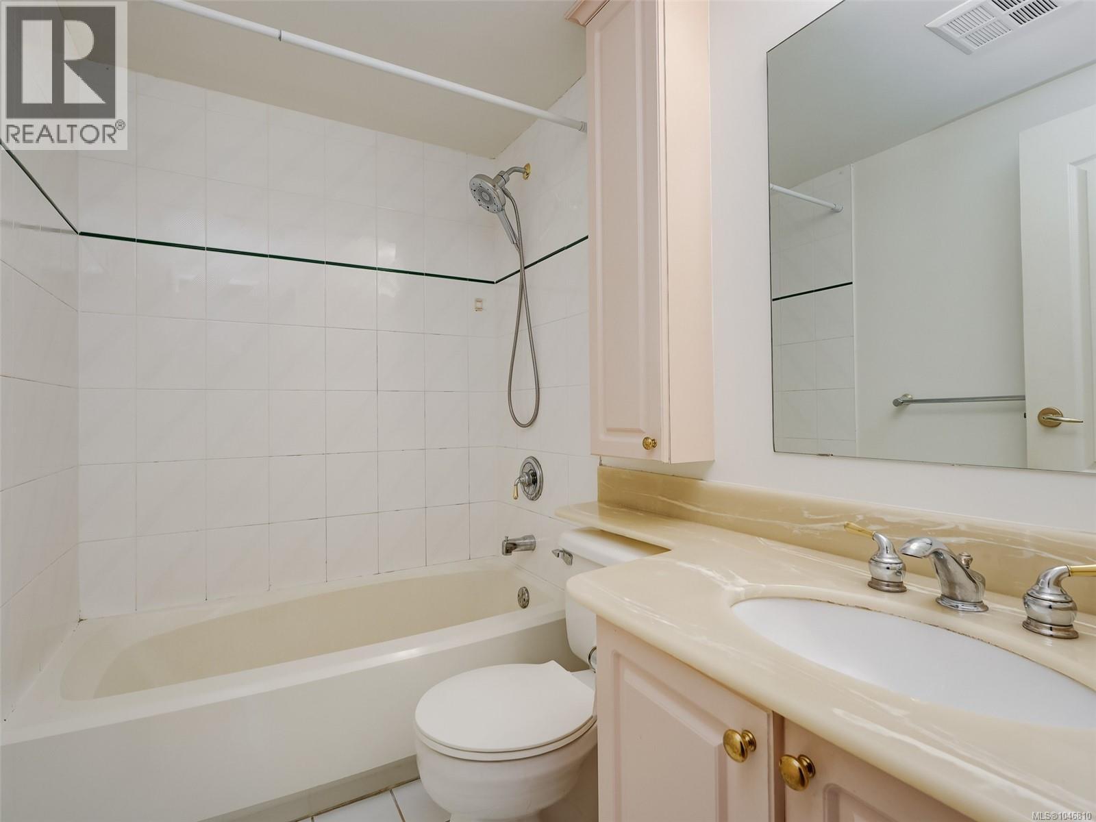 #109 1371 Hillside Ave - Image 19