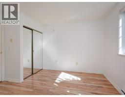 109 1371 Hillside Ave, Victoria, BC V8T2B3 Photo 14