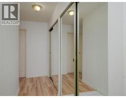109 1371 Hillside Ave, Victoria, BC V8T2B3 Photo 18