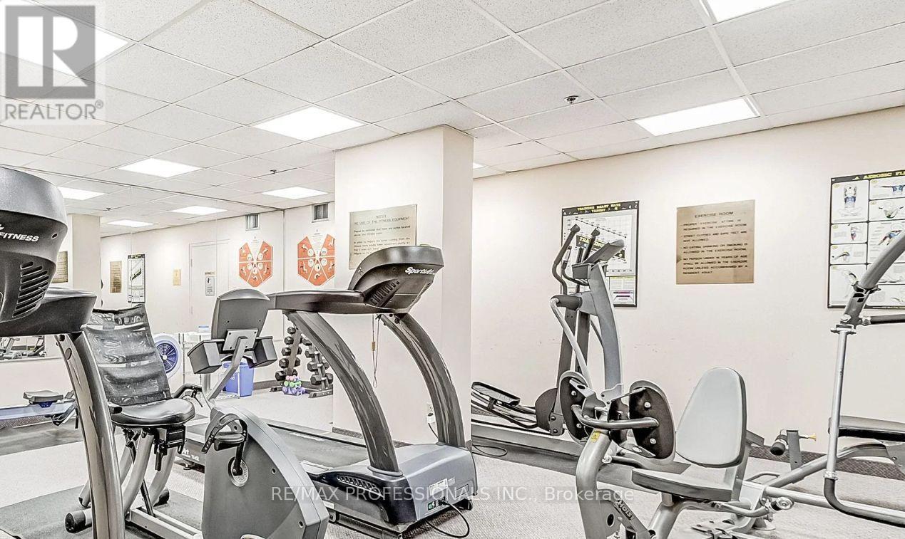 #105 95 LA ROSE AVENUE - Image 35