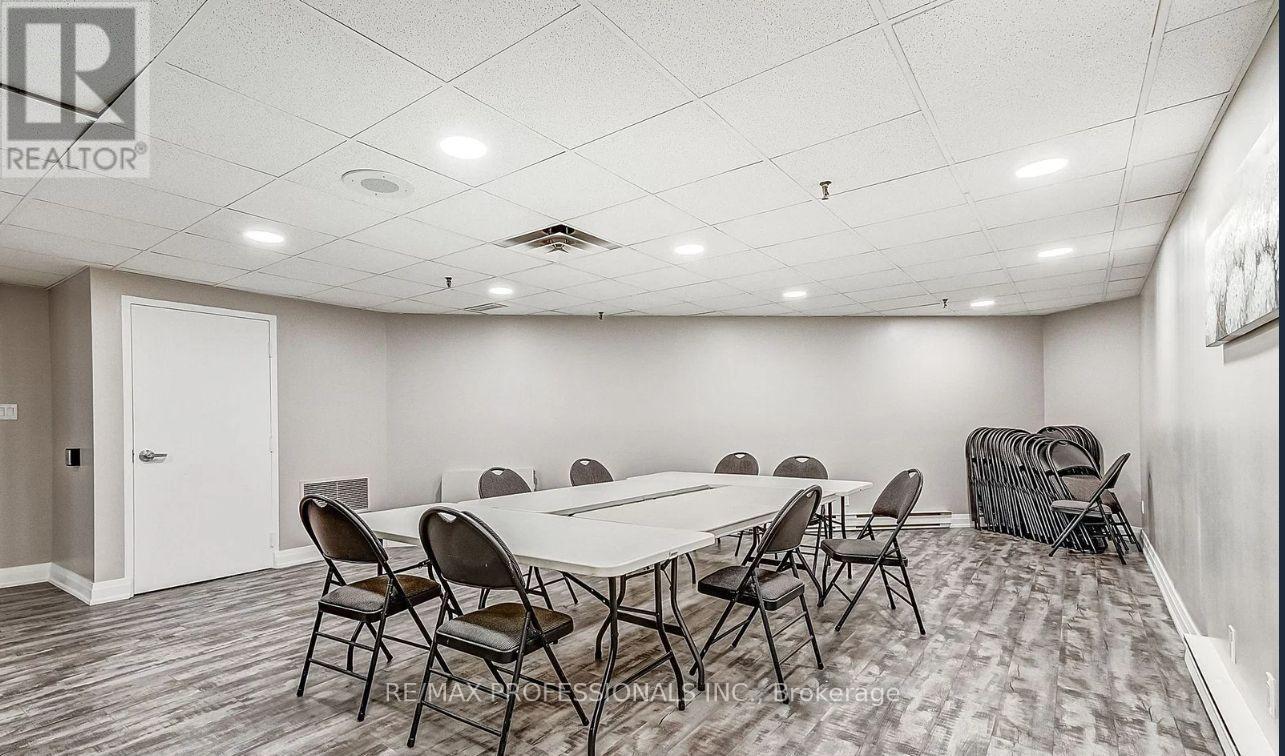 #105 95 LA ROSE AVENUE - Image 33