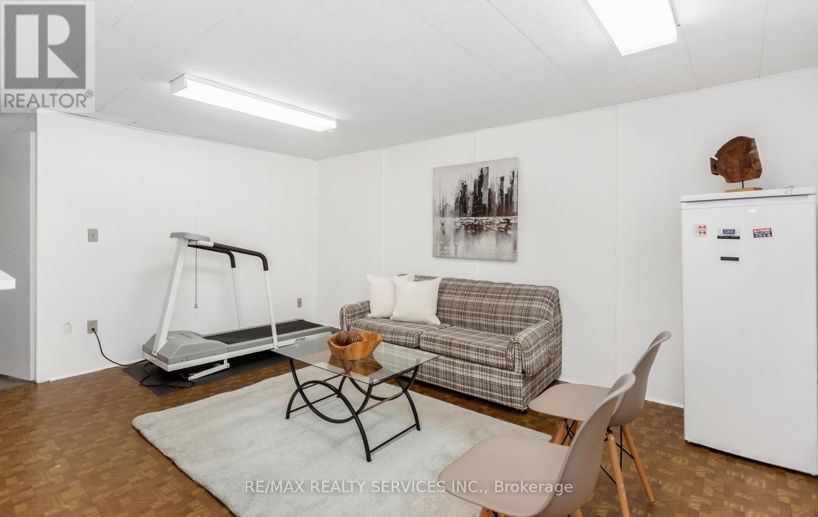 35 SPARKLETT CRESCENT - Image 26