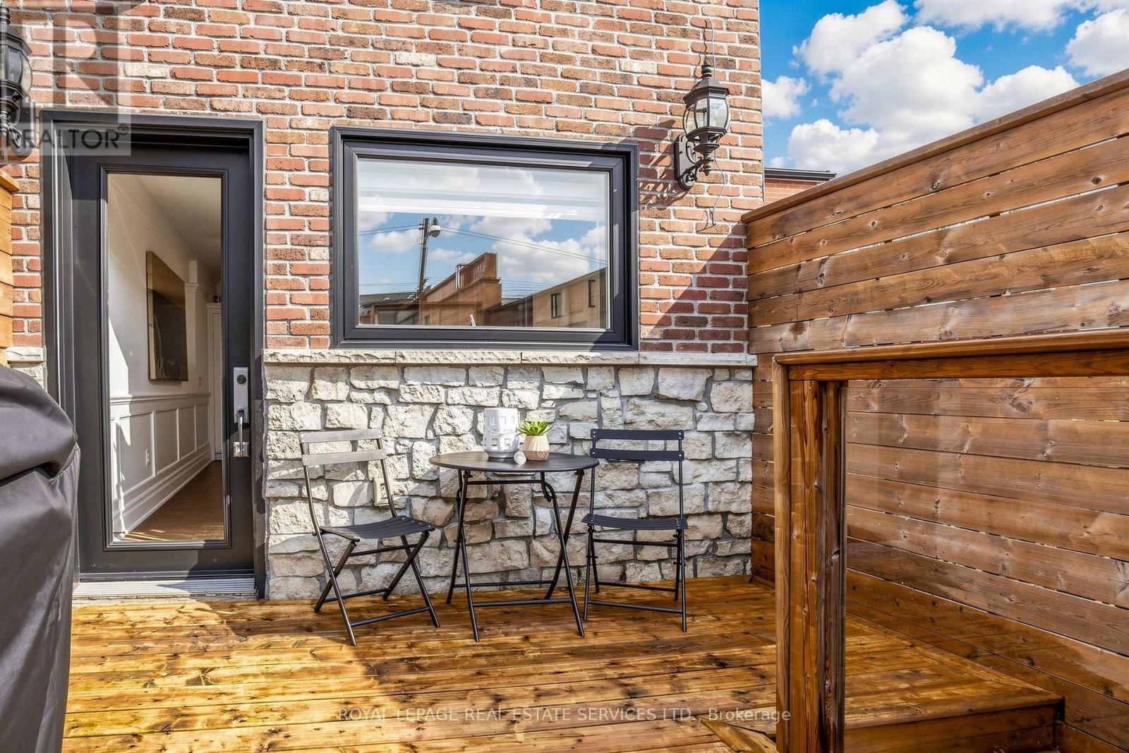 7 SELLERS AVENUE - Image 37
