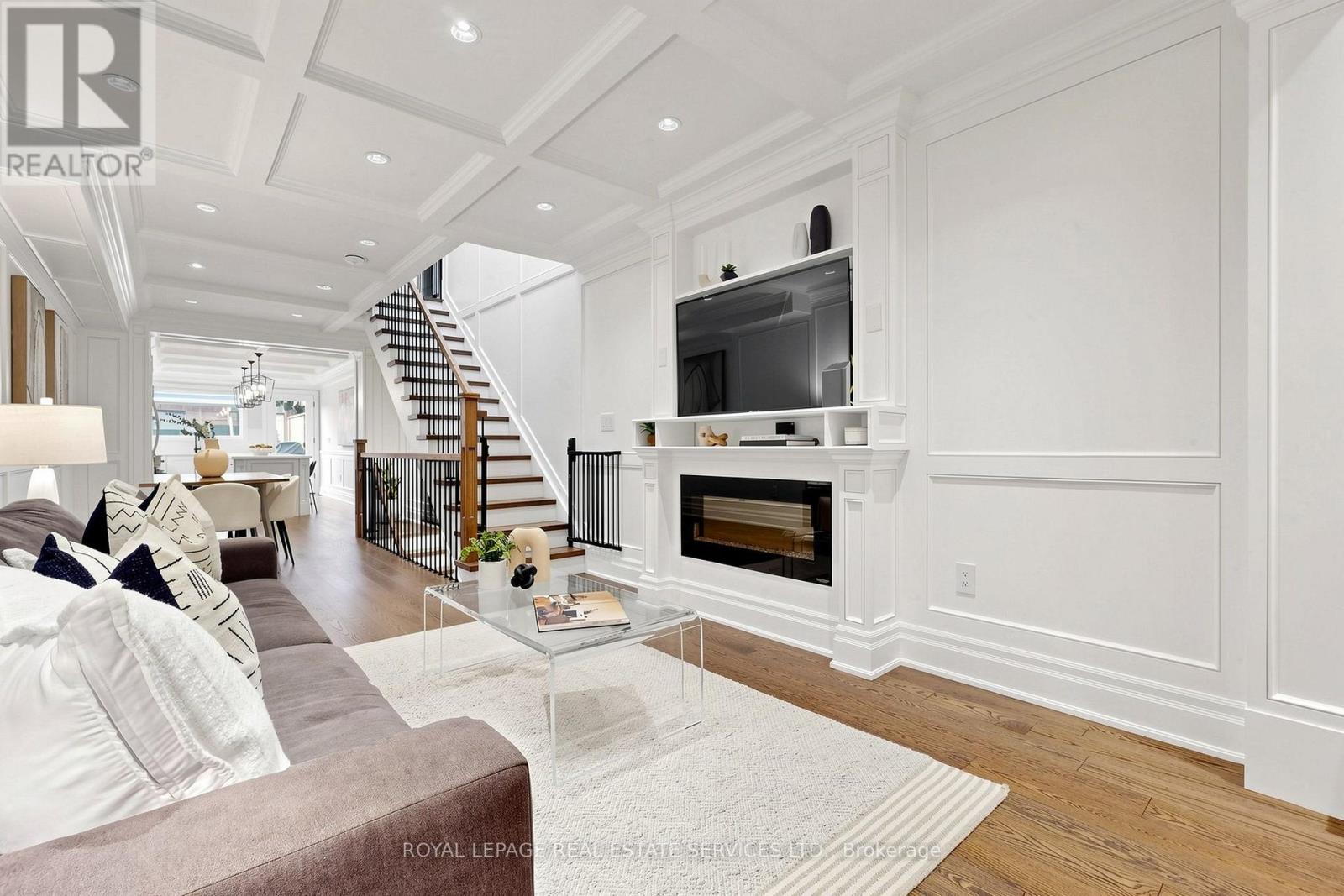 7 SELLERS AVENUE - 6