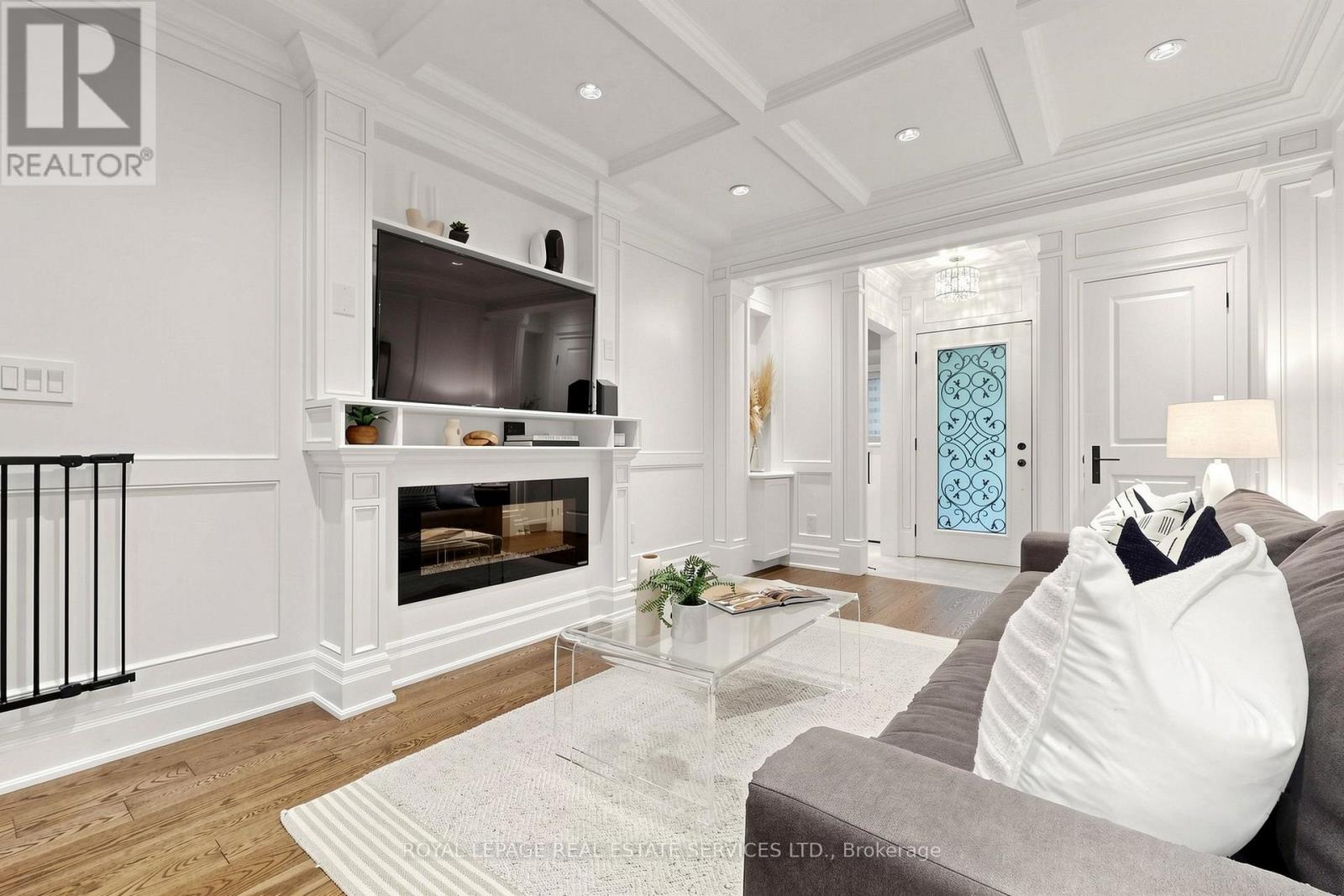 7 SELLERS AVENUE - 8