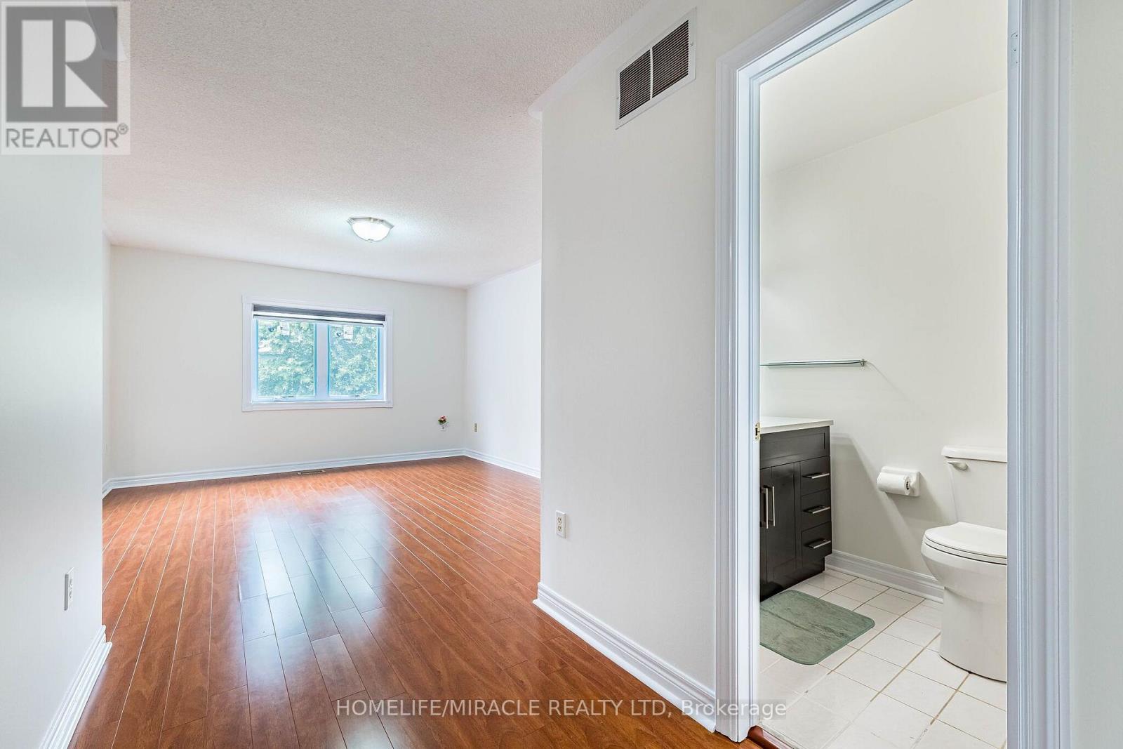 51 BRICKYARD WAY - Image 29