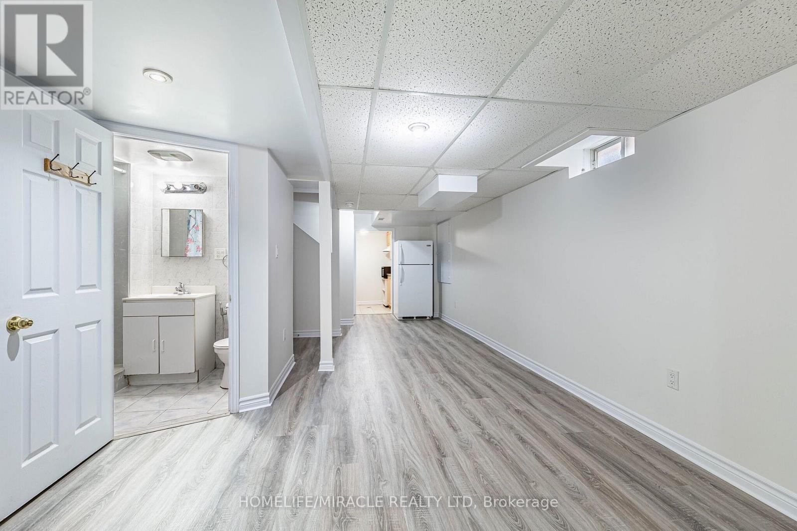 51 BRICKYARD WAY - Image 41