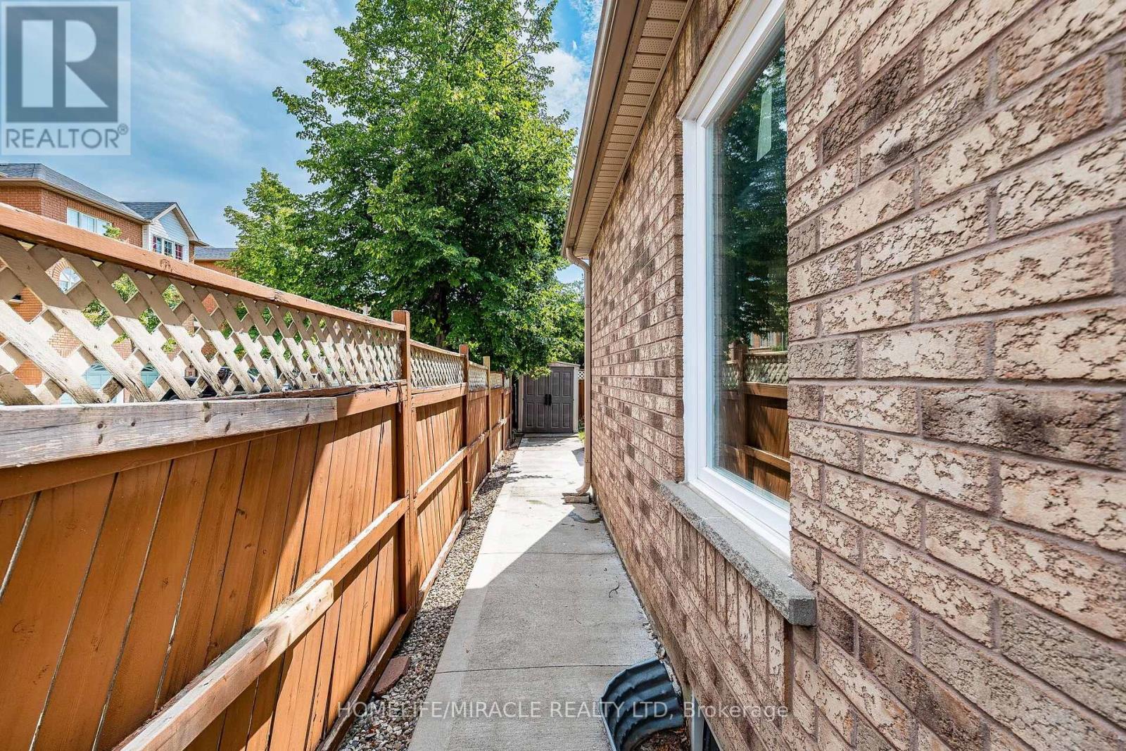 51 BRICKYARD WAY - Image 45