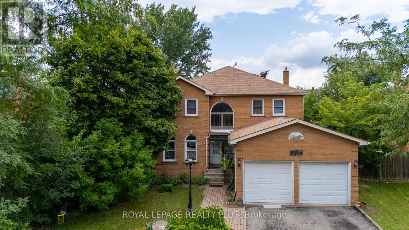5523 EDENCROFT CRESCENT - 3