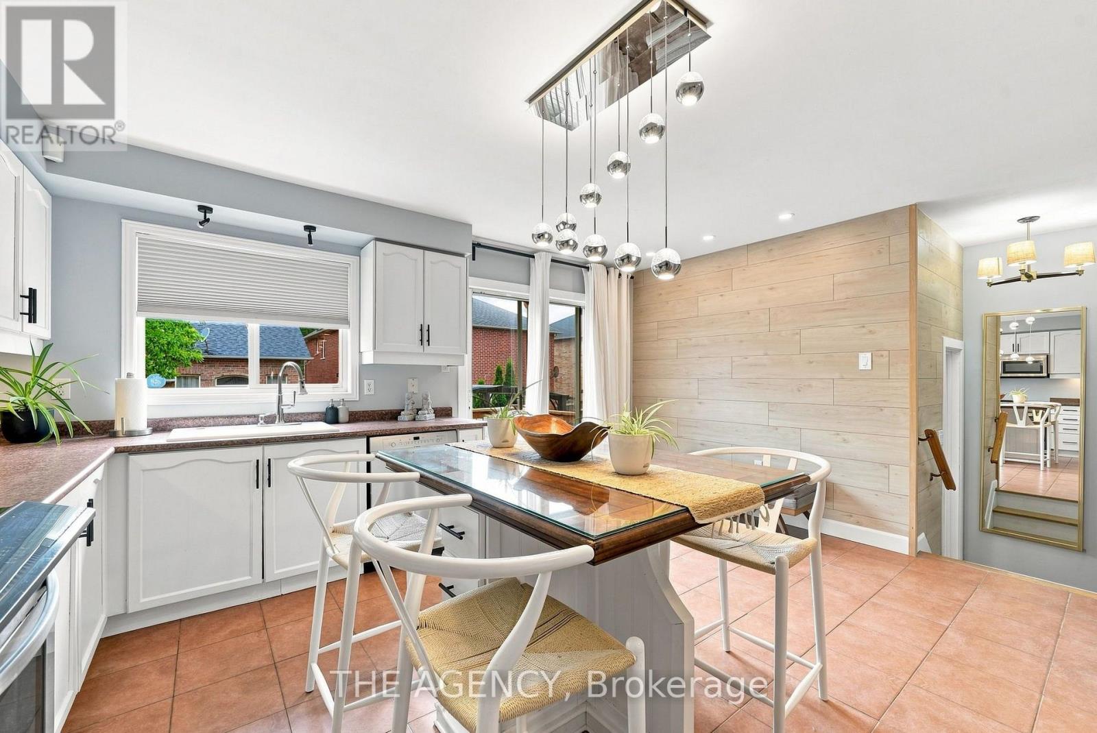 214 PETTIGREW TRAIL - 10