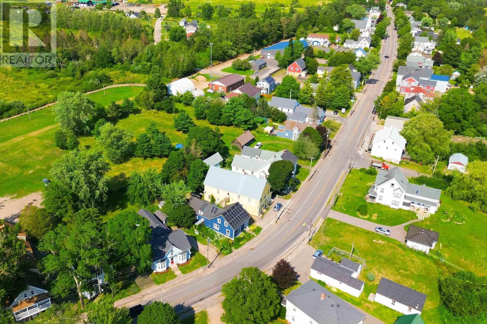 Property 46 of 49 of 525 Main Street