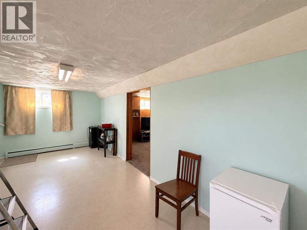215 14 Street - 25