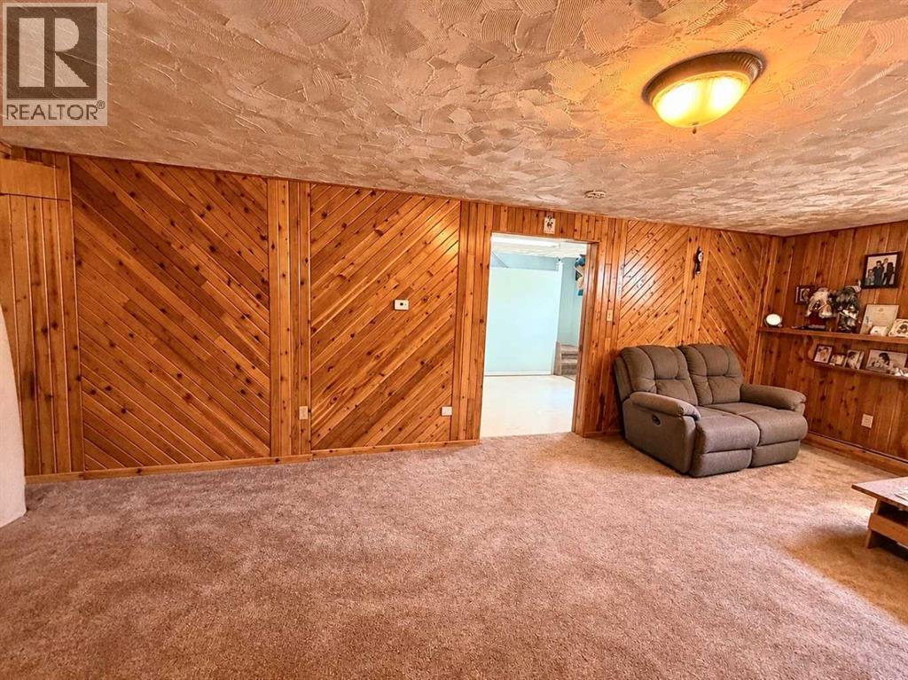 215 14 Street - 28