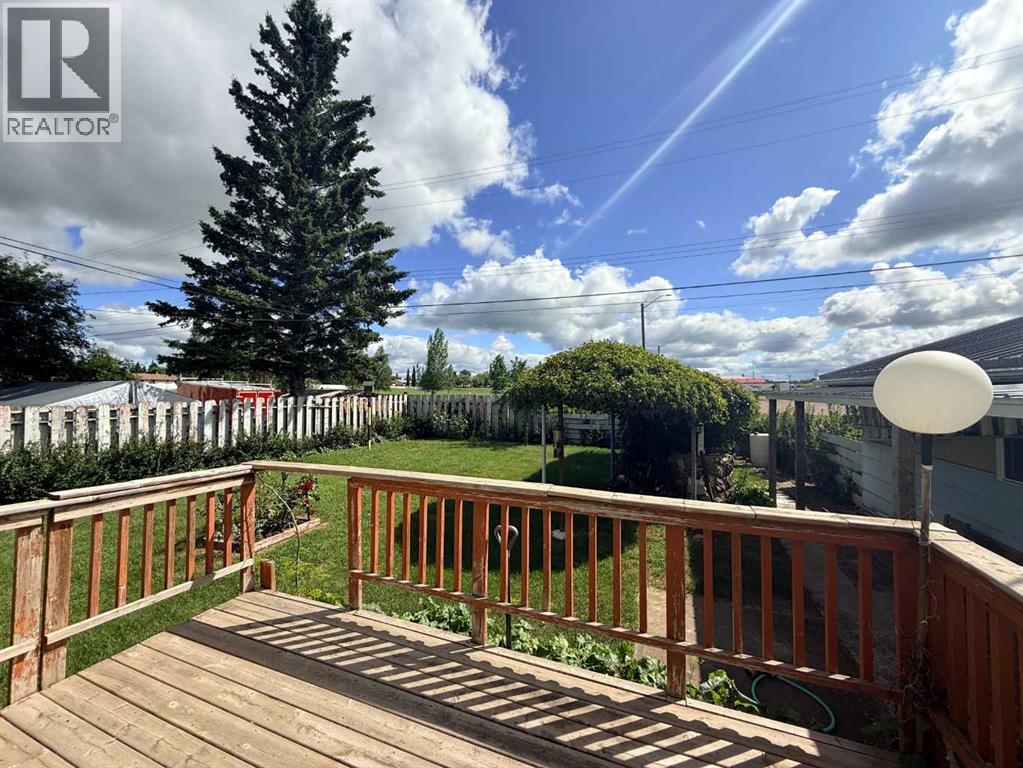 215 14 Street - Photo 46