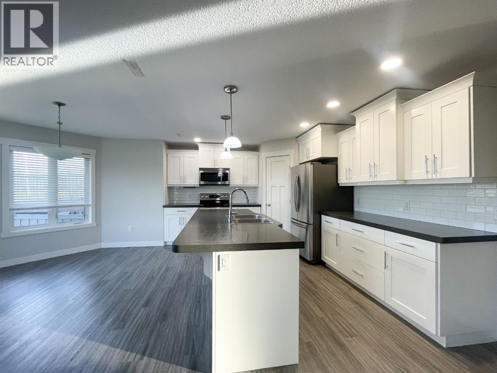 9521 88 Street - Photo 5
