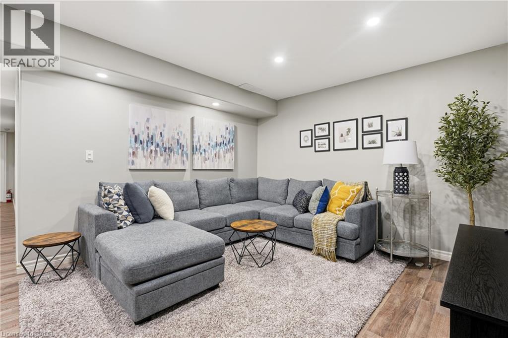 #72 635 SAGINAW Parkway - Image 33