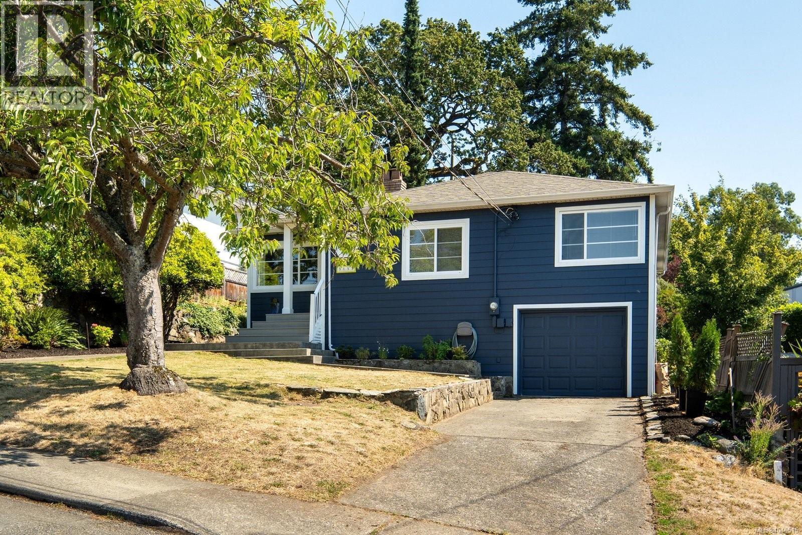 3155 Mars St - 2