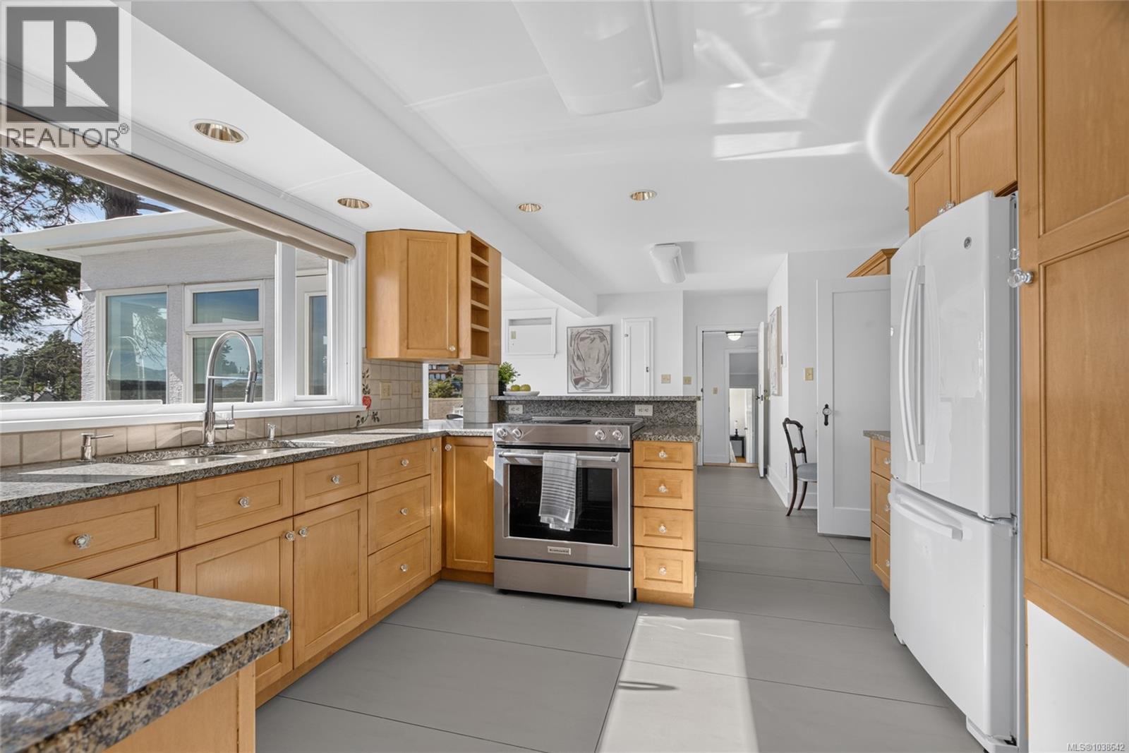 436 Constance Ave - 12