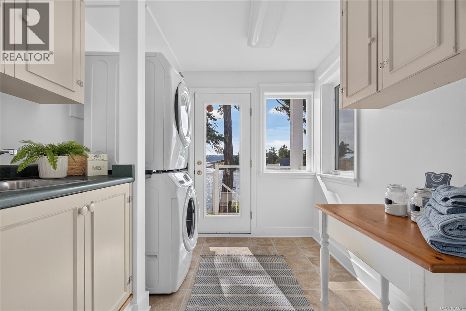 436 Constance Ave - Image 41