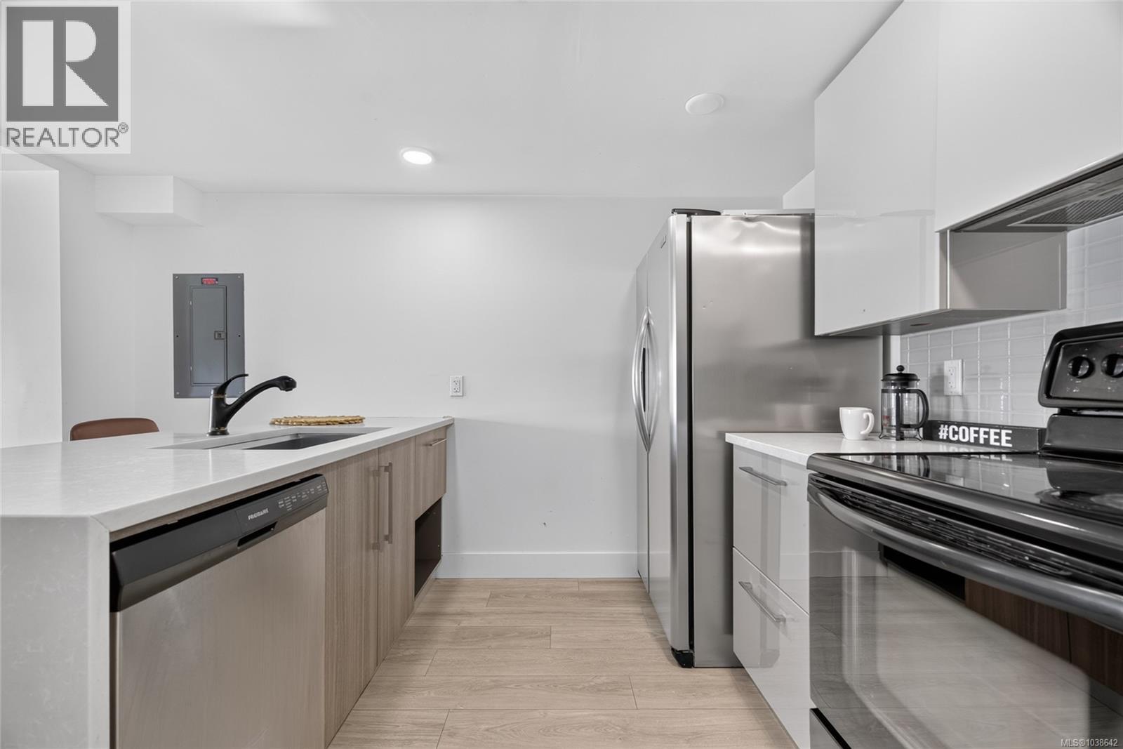 436 Constance Ave - Image 53