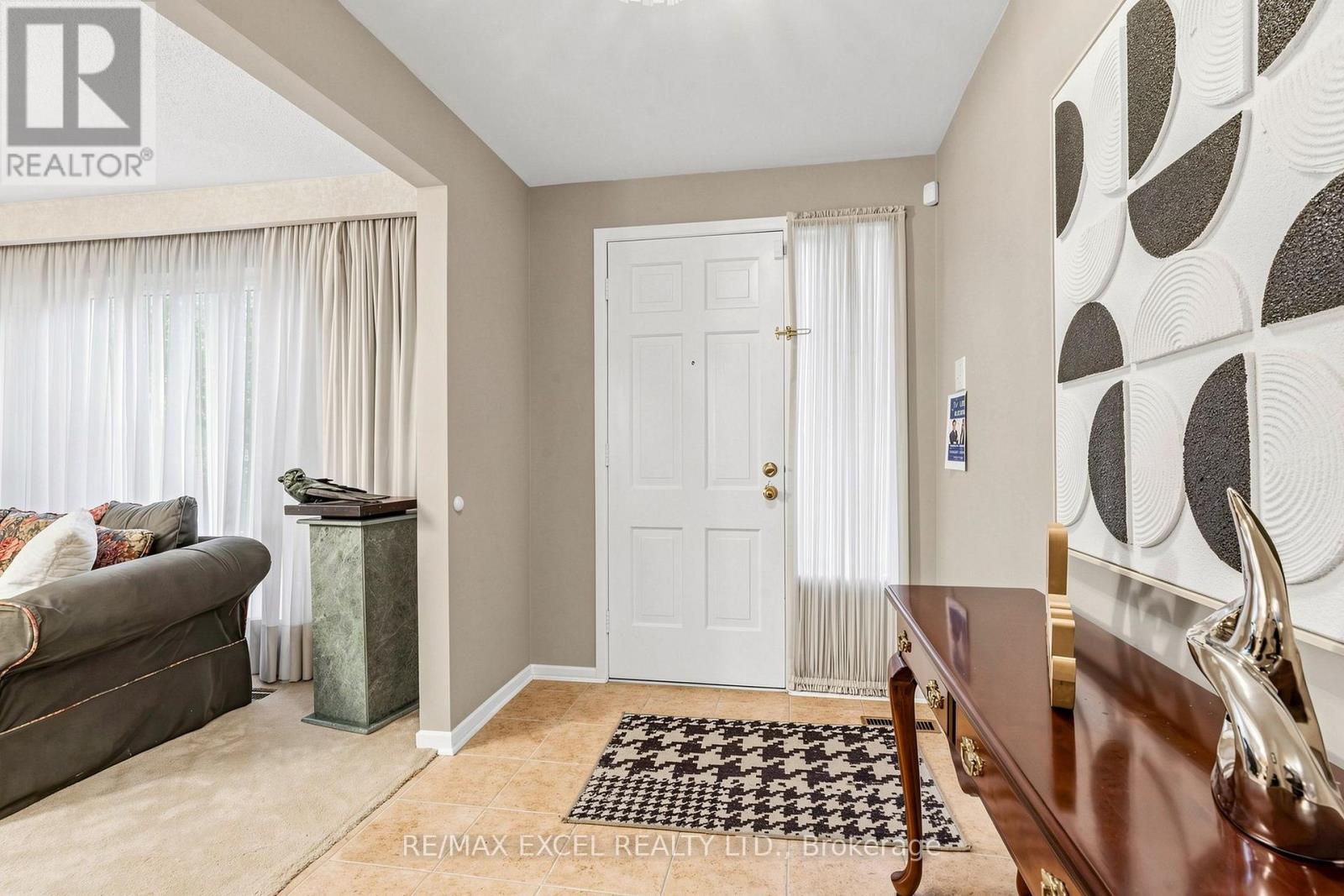 62 ARDGOWAN CRESCENT - Image 25