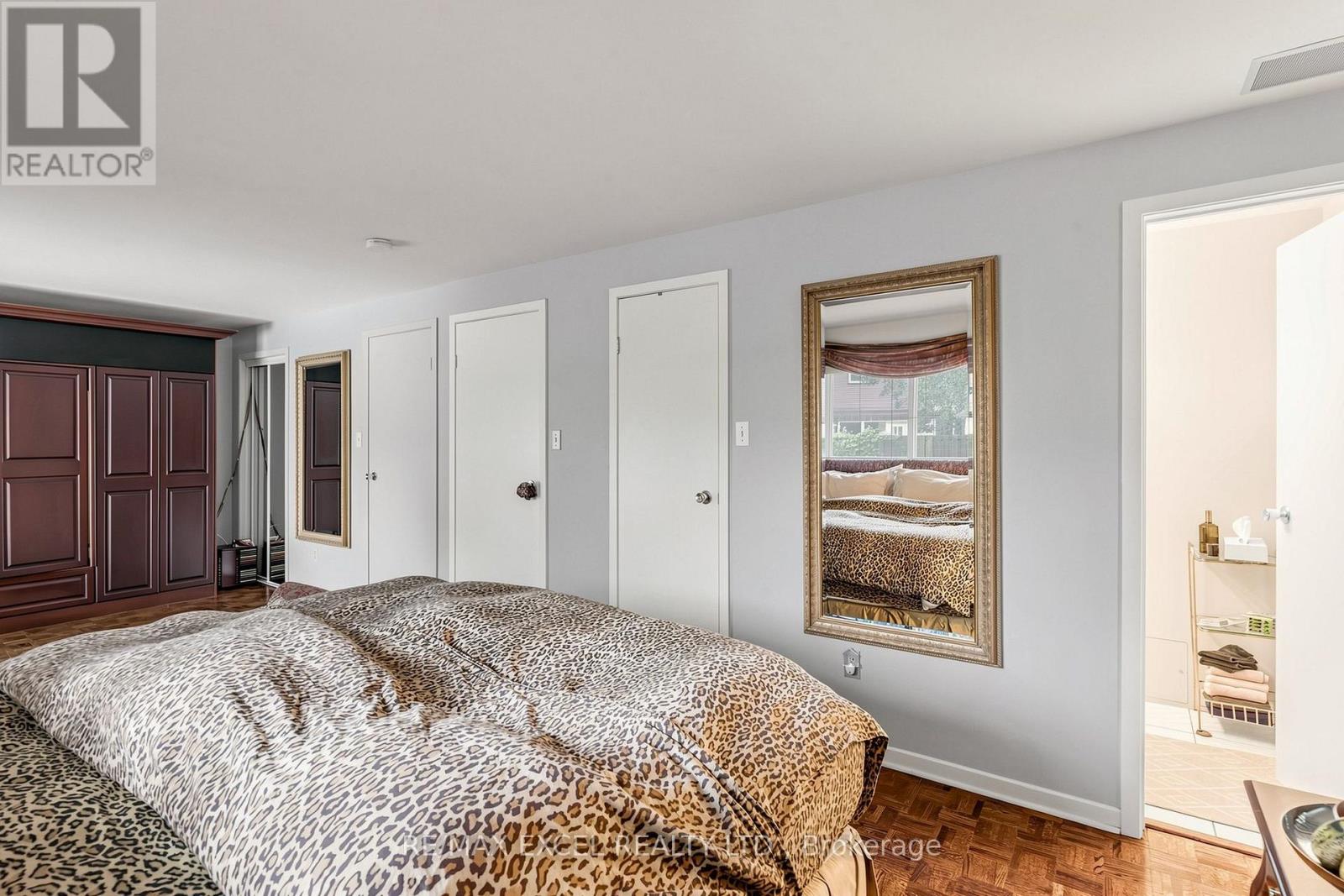 62 ARDGOWAN CRESCENT - 19