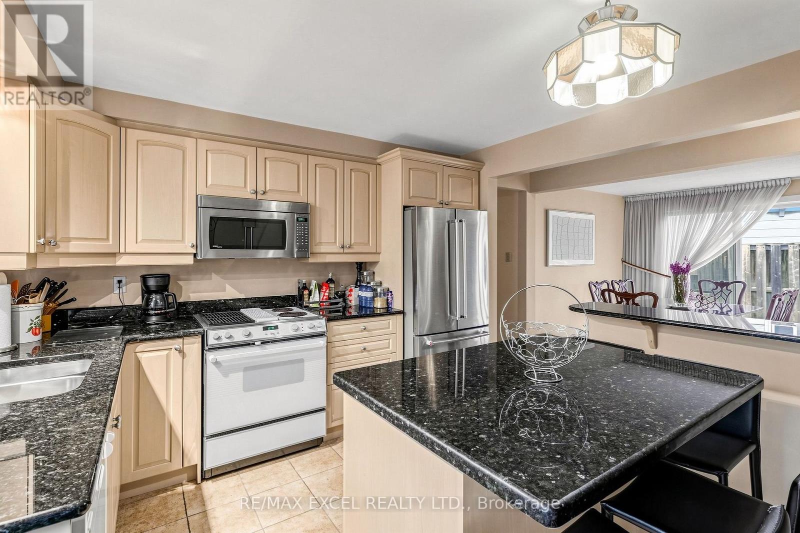 62 ARDGOWAN CRESCENT - 14