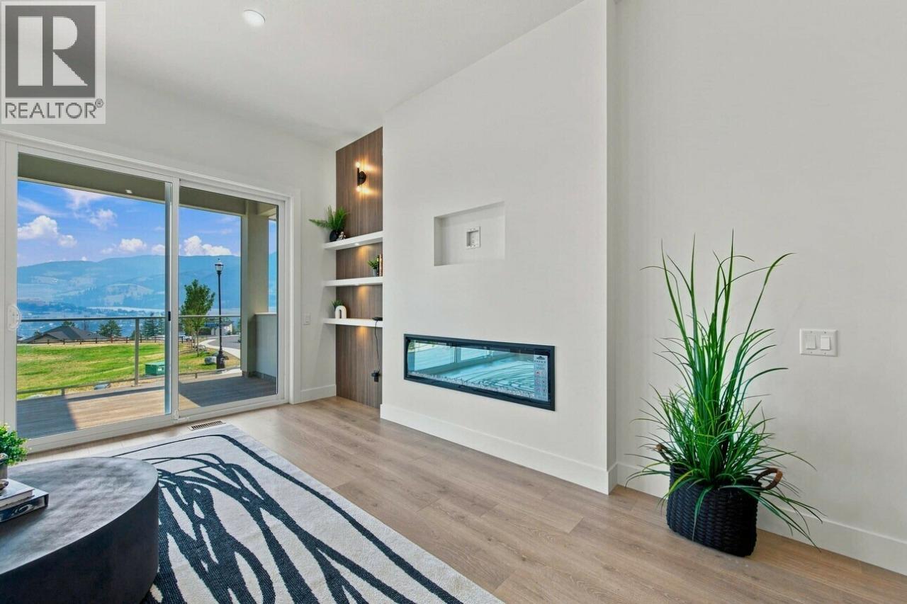 2071 Cortina Drive, Kelowna