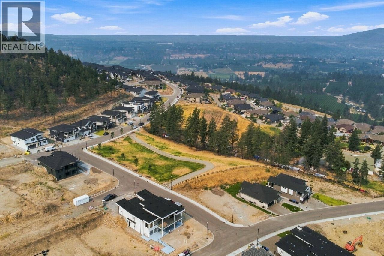 2071 Cortina Drive, Kelowna