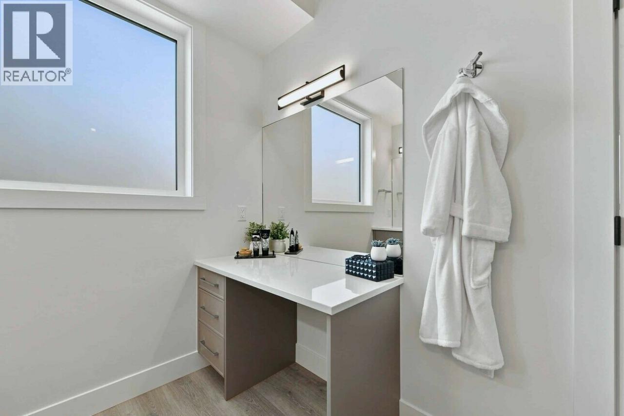 2071 Cortina Drive, Kelowna
