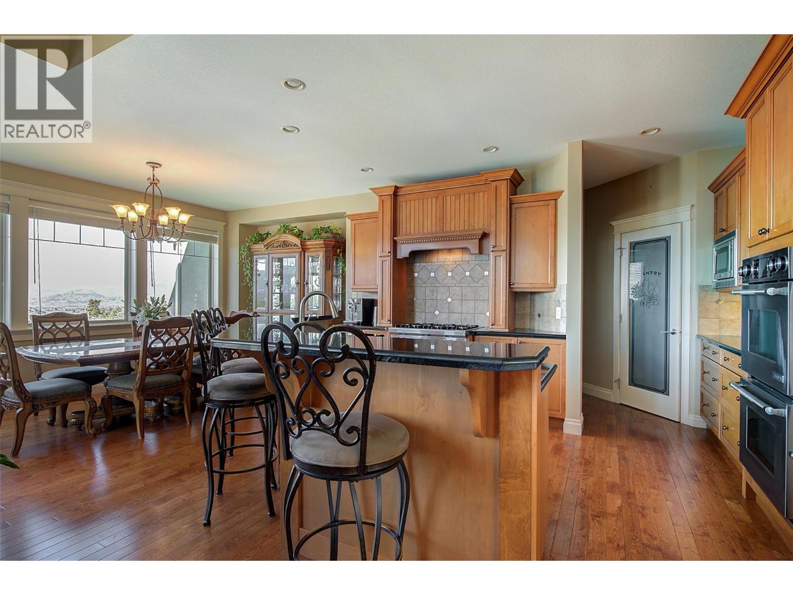 1095 Hume Avenue - 21