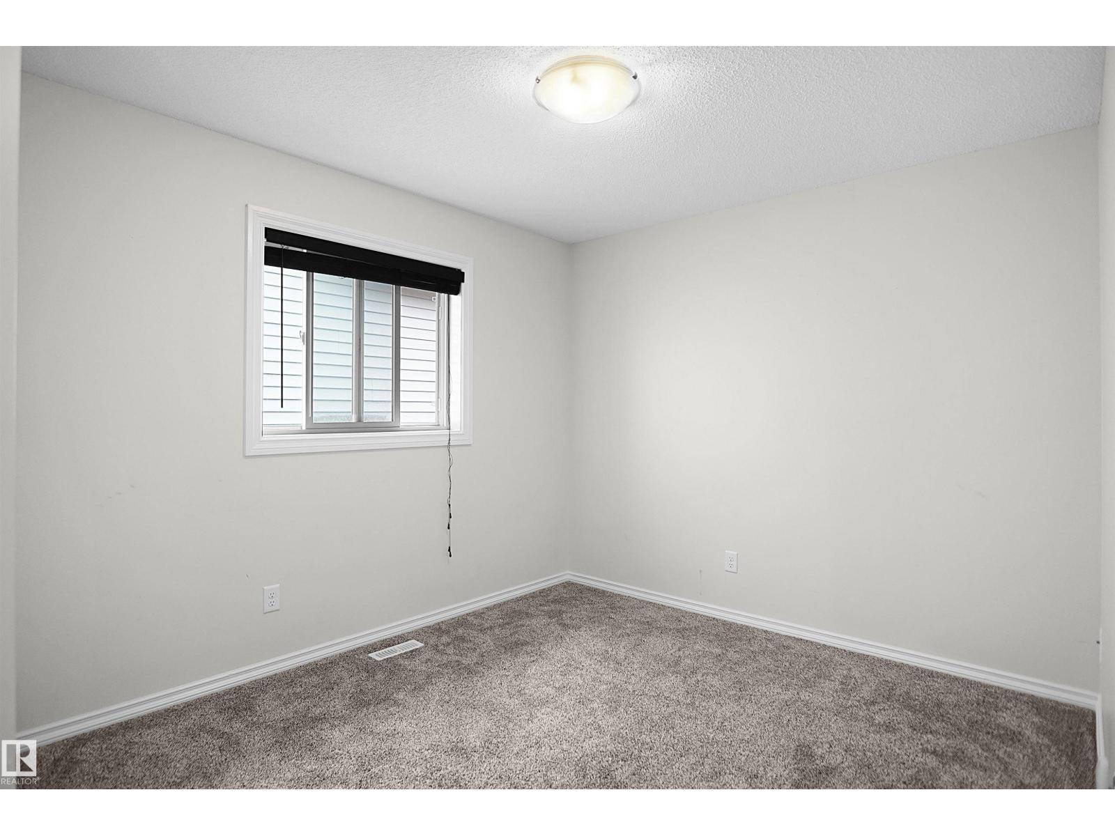 8432 18 AV SW - Image 52