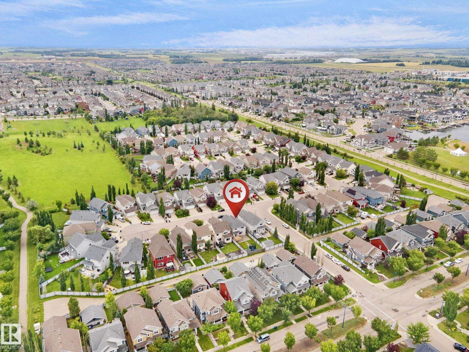 8432 18 AV SW - Image 69