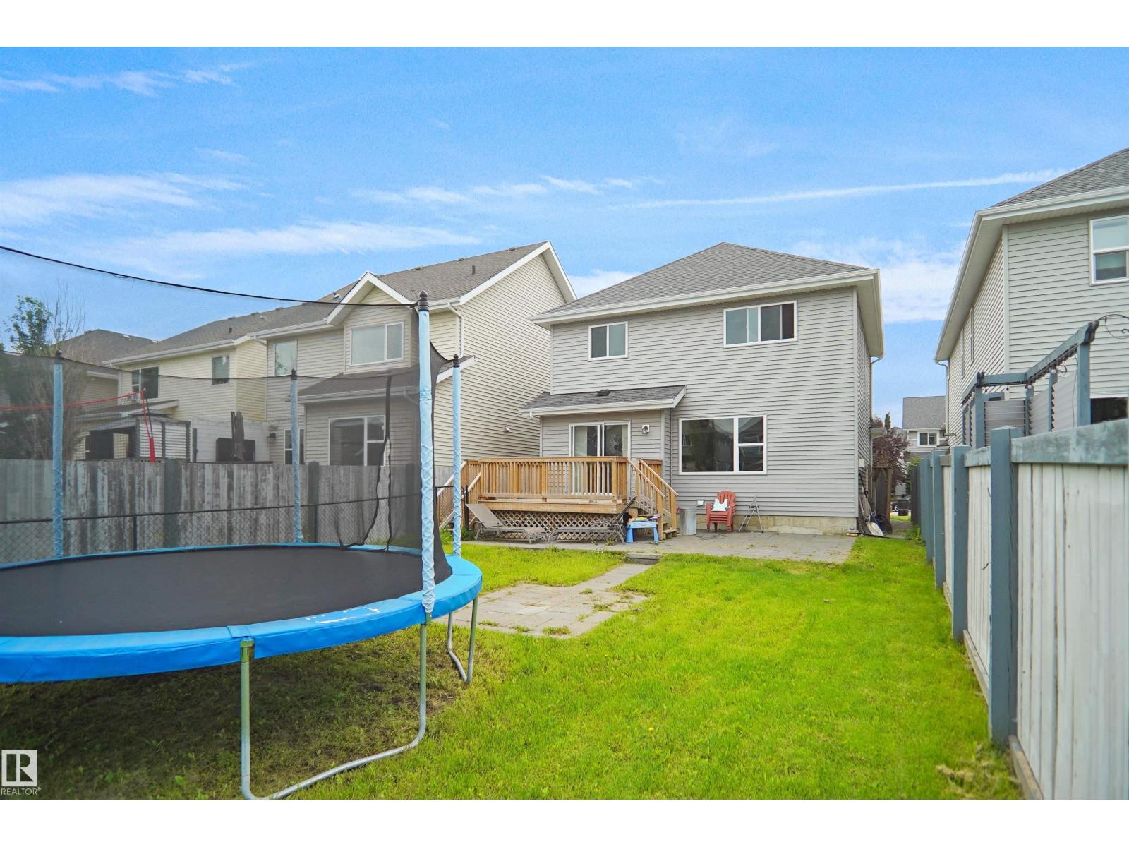 8432 18 AV SW - Image 57