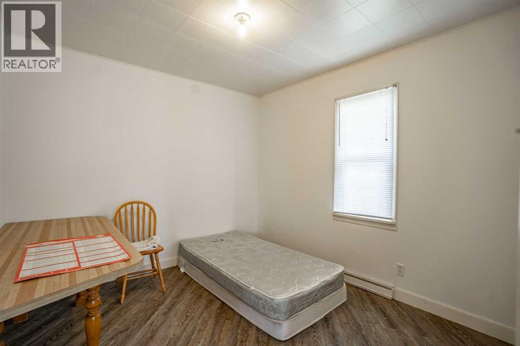 9702 100 Ave Avenue - Photo 8