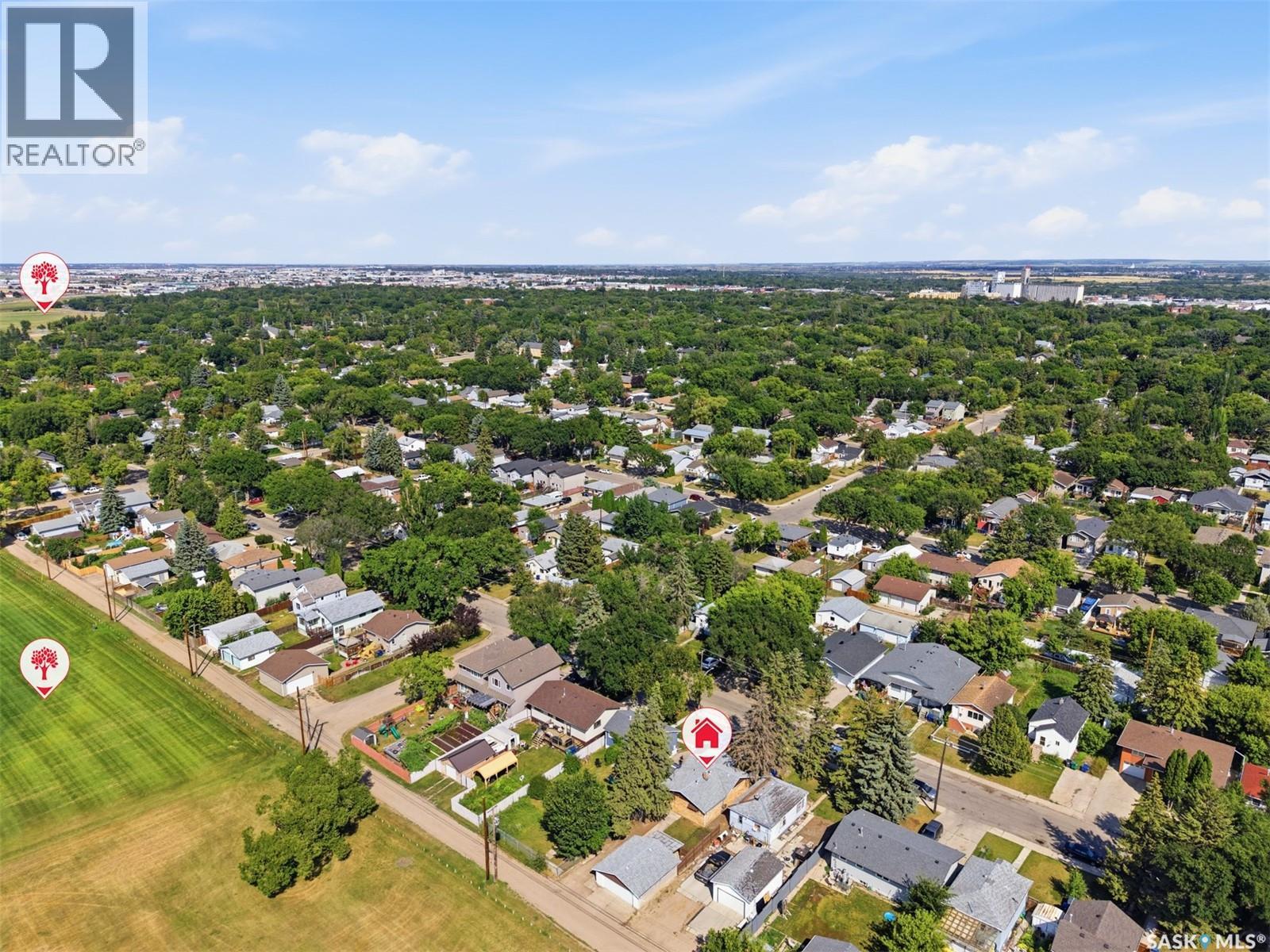 825 L AVENUE N - 33