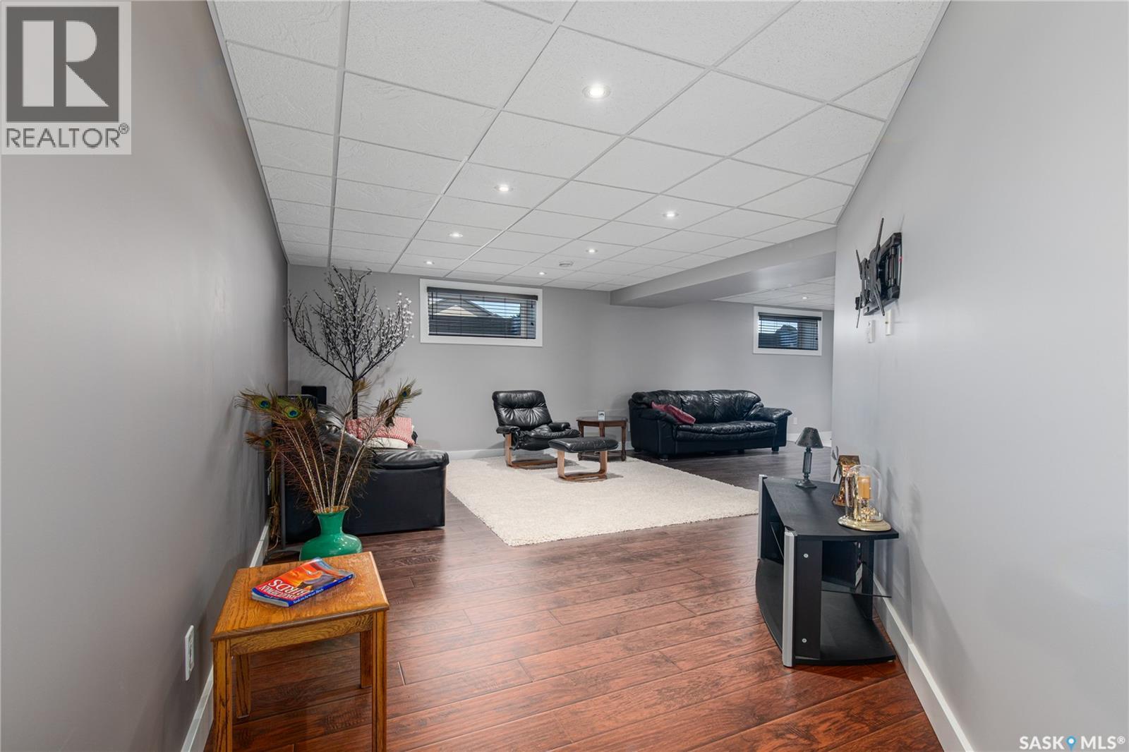 111 Iron Bridge DRIVE - Image 50