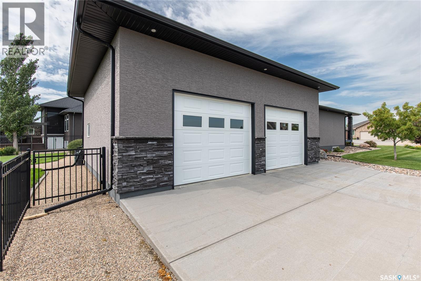 111 Iron Bridge DRIVE - 66