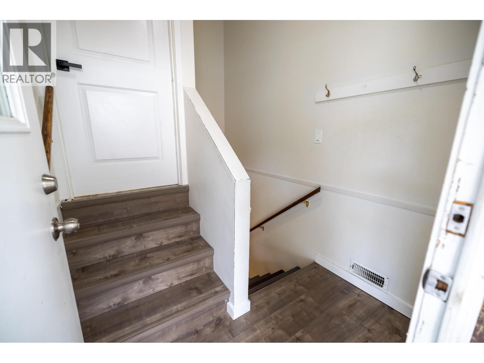 331 KILLOREN CRESCENT - 21