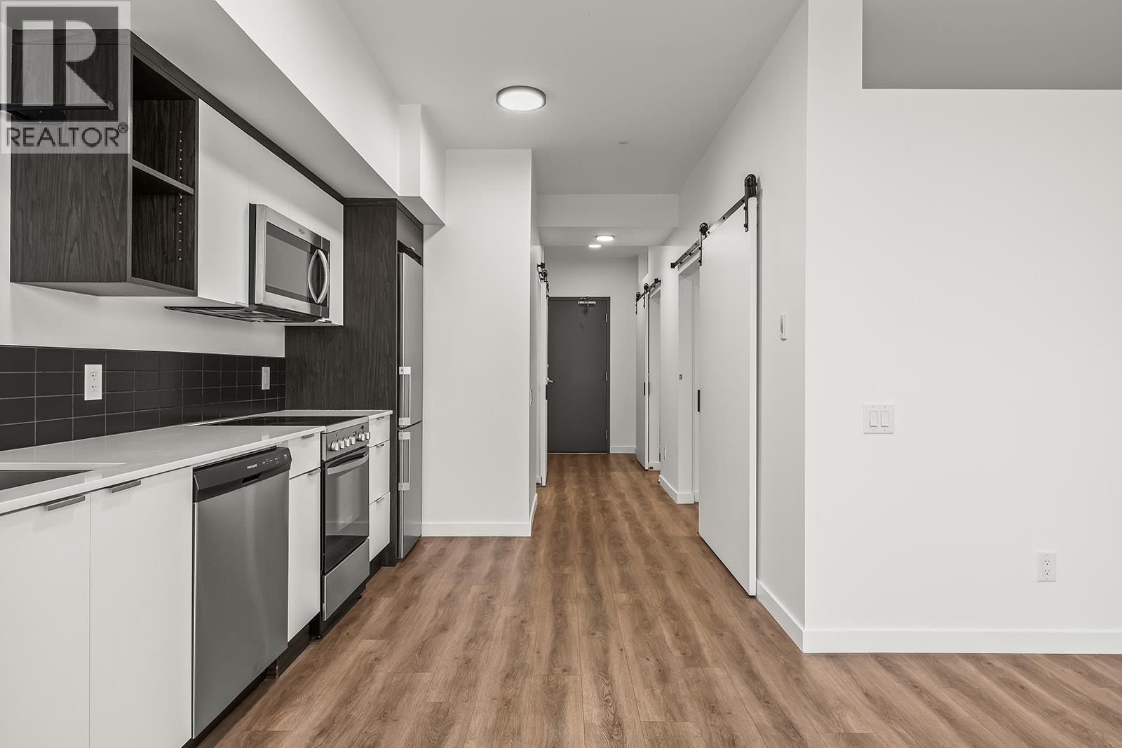 #303 615 Rutland Road - 4