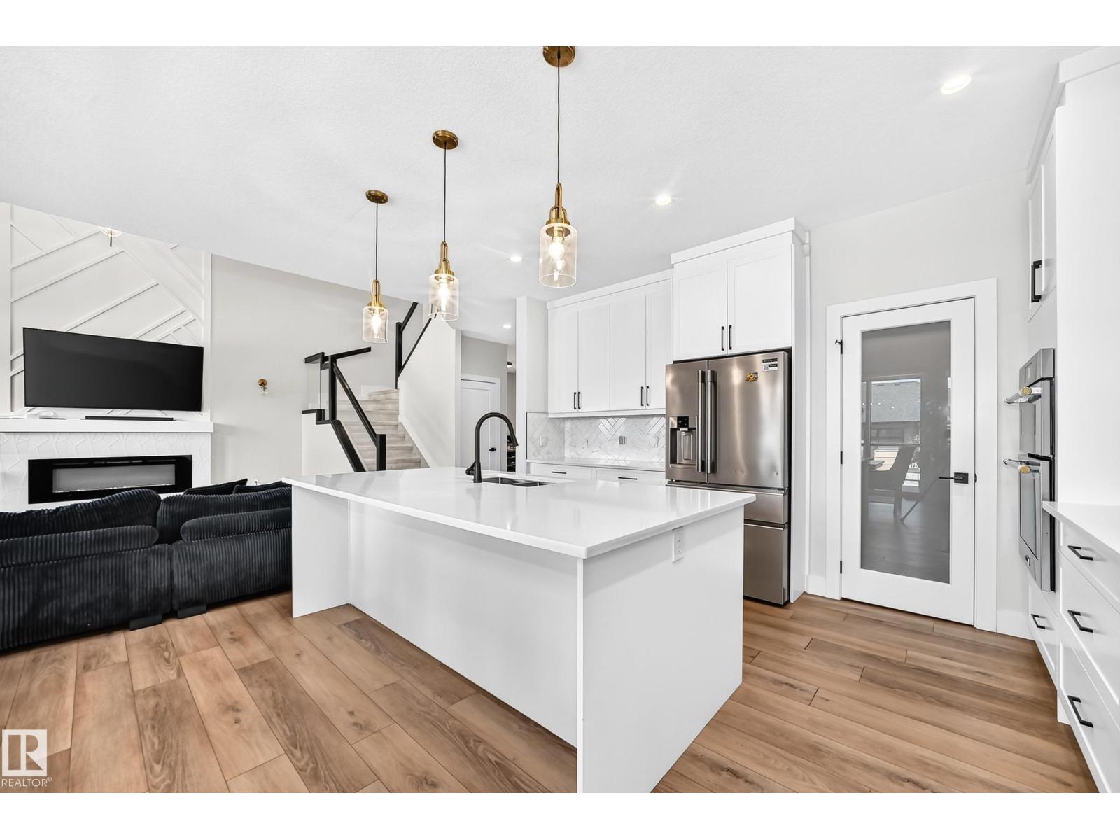 38 AVONLEA WY - 13