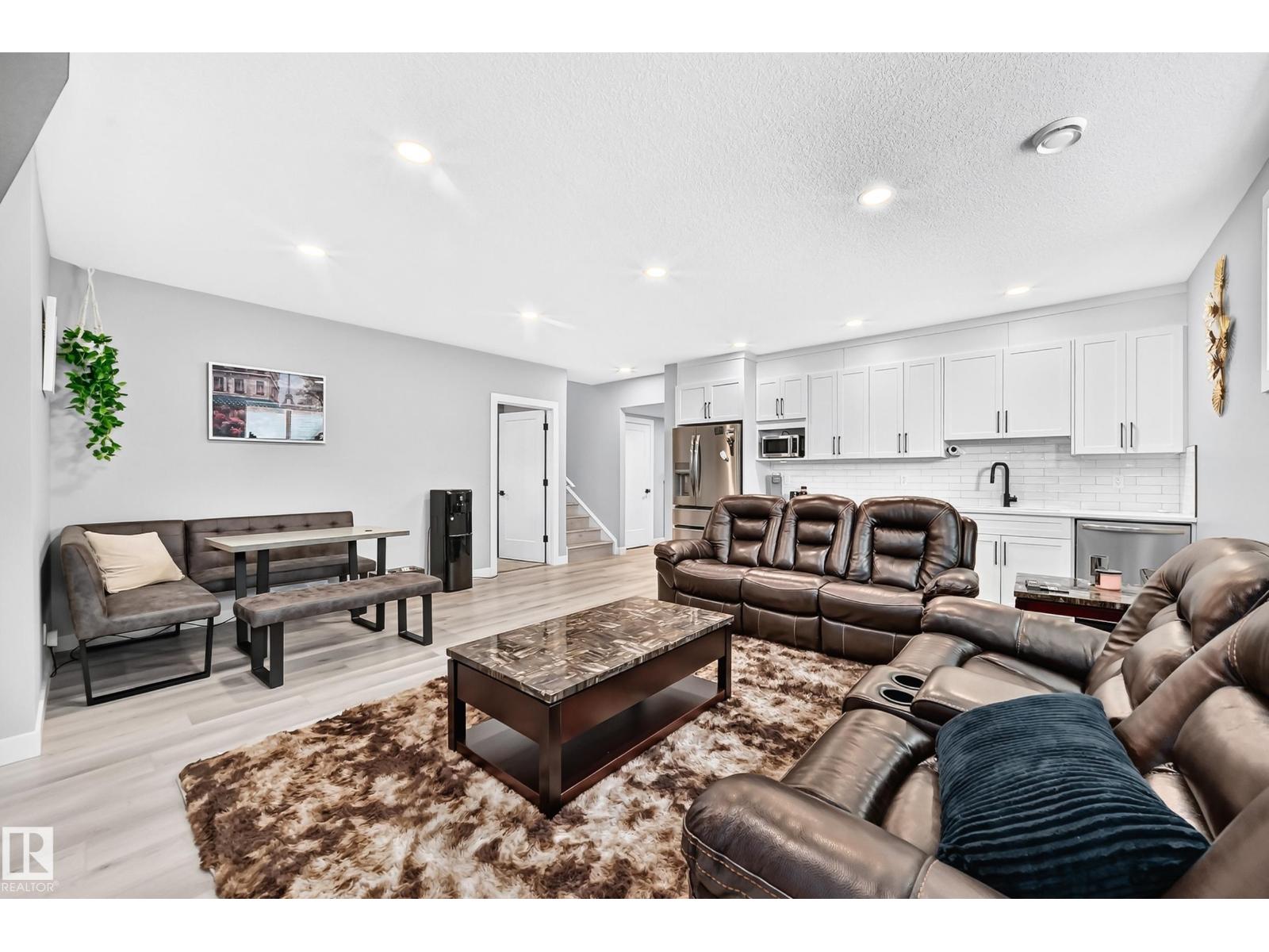 38 AVONLEA Way - Photo 45