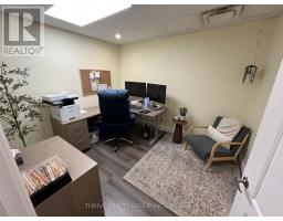 61 Frank Street, Strathroy Caradoc, ON N7G2R3 Photo 7
