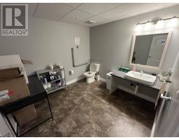 61 Frank Street, Strathroy Caradoc, ON N7G2R3 Photo 9