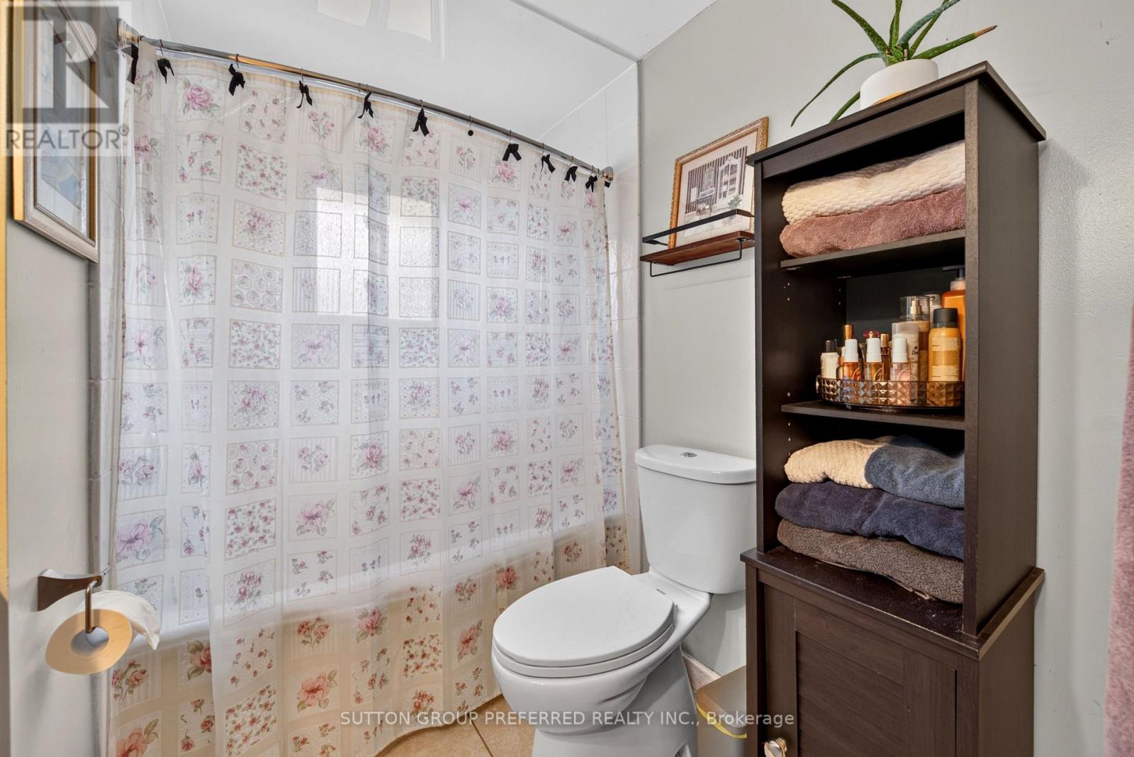 98 SURREY CRESCENT - Image 17