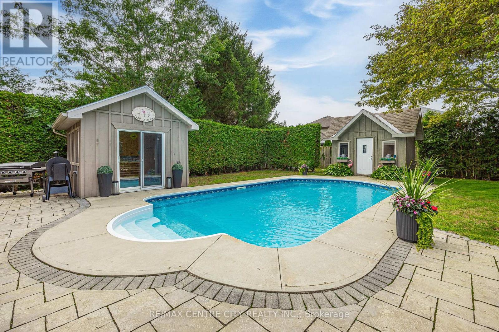 43 MEREDITH DRIVE - 31