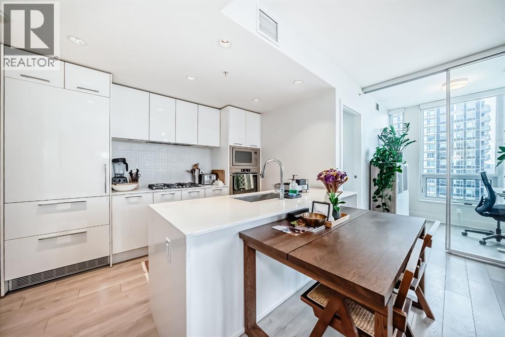 901 10 Avenue Southwest