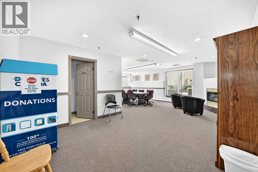 #110 525 56 Avenue SW - 32